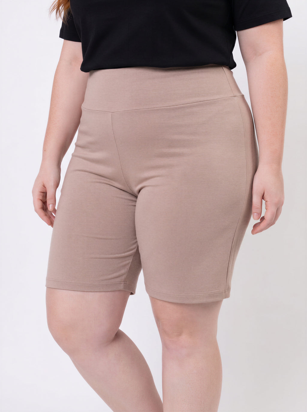 Short Solar — Short Feminino Plus Size Areia