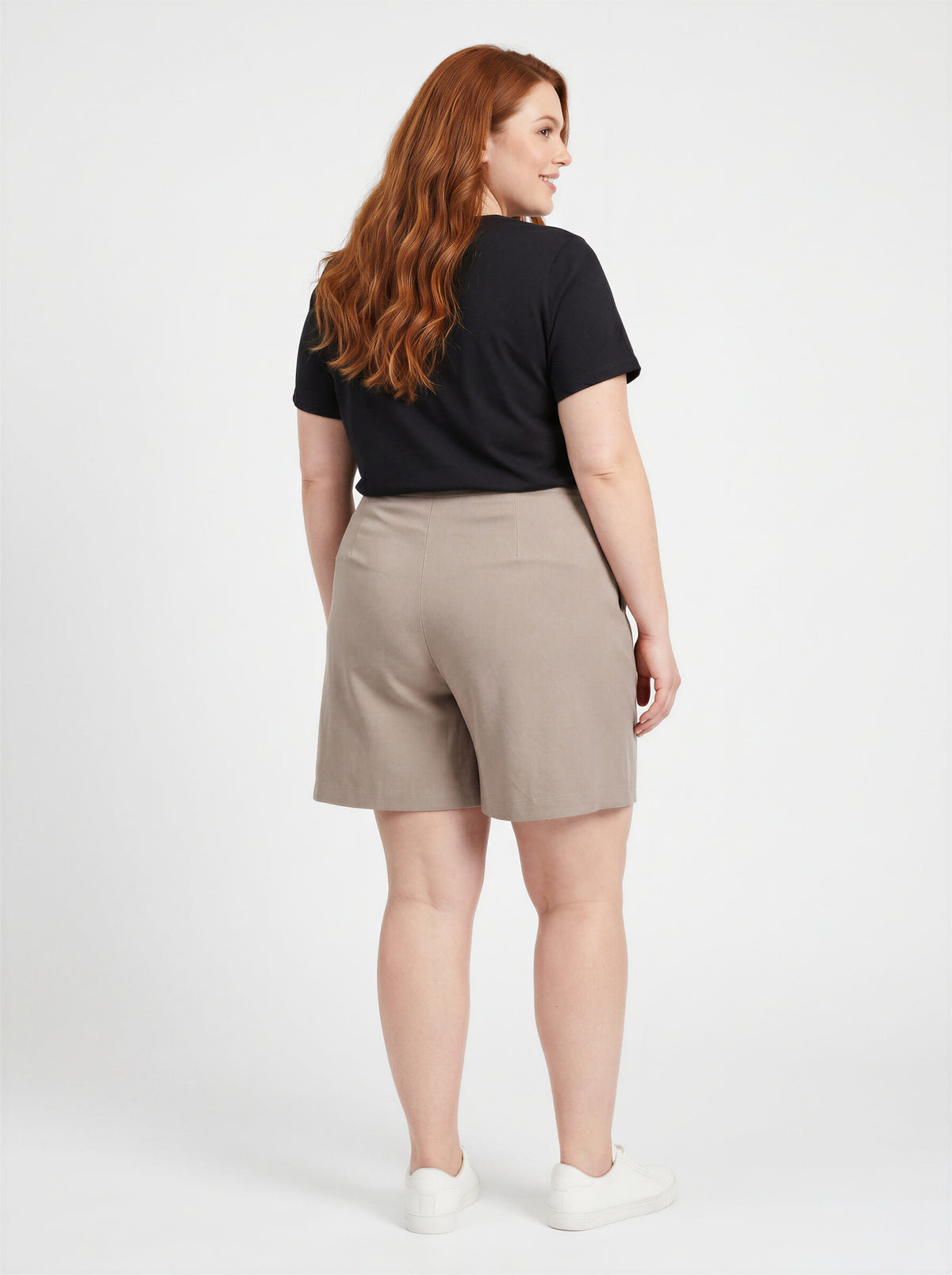 Short Solar — Short Feminino Plus Size Areia