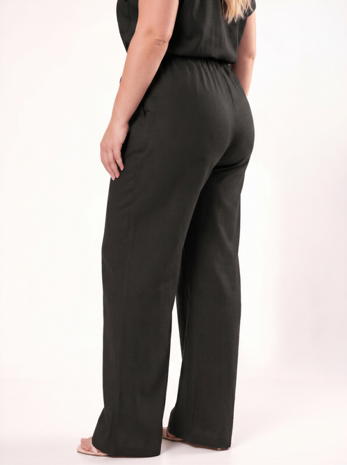 Calça Linha Pantalona Preta - detalhe traseiro